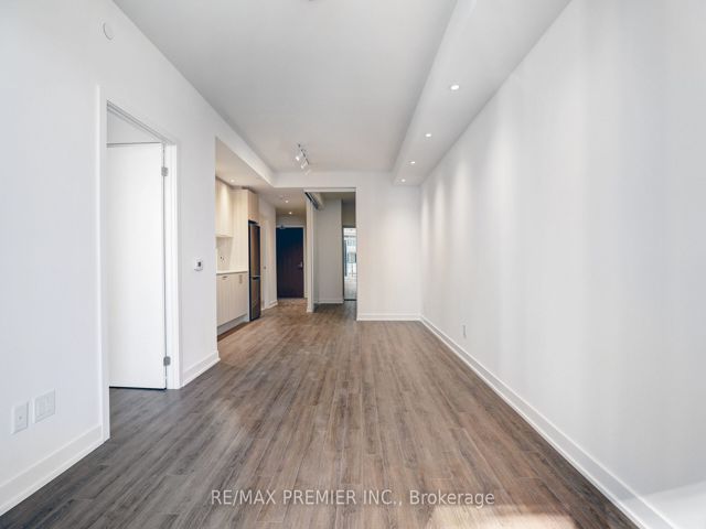 2703 - 1928 Lake Shore Blvd W