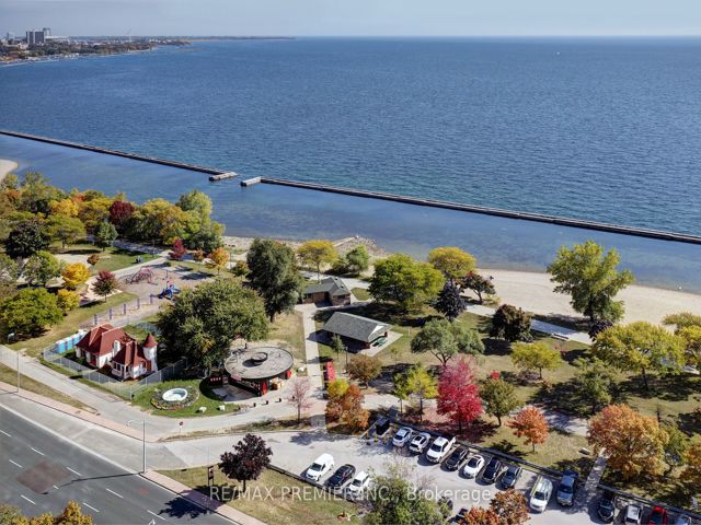 2703 - 1928 Lake Shore Blvd W