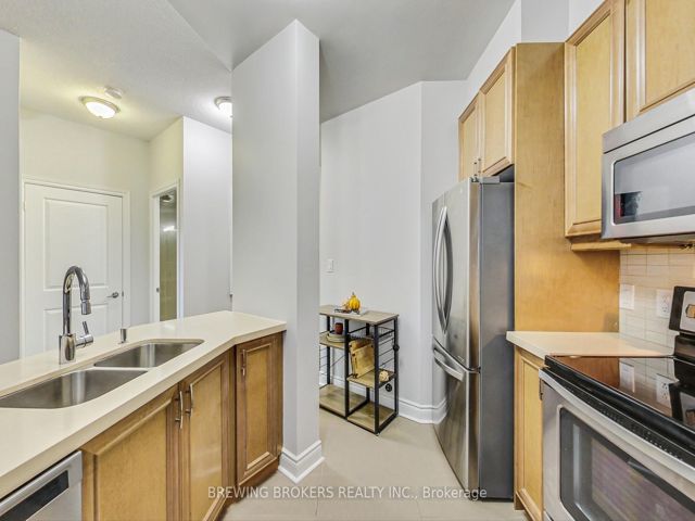 114 - 25 Earlington Ave