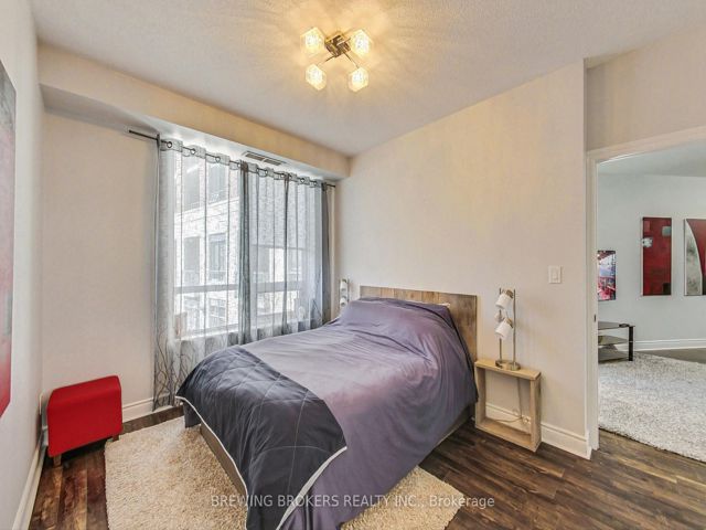 114 - 25 Earlington Ave