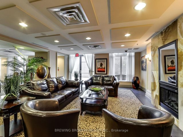 114 - 25 Earlington Ave