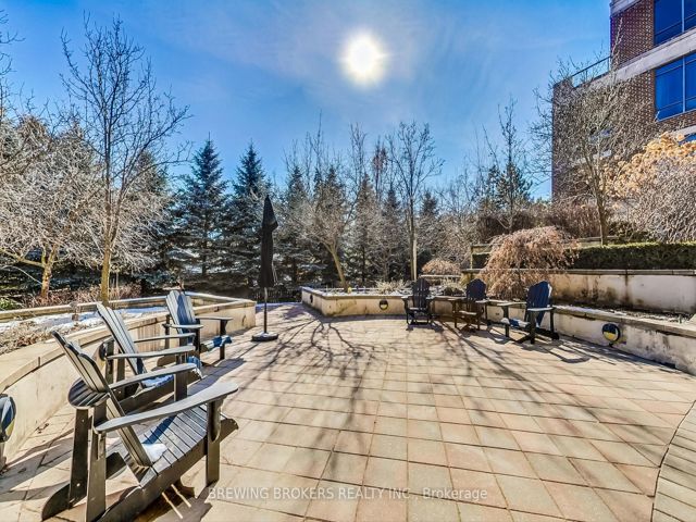 114 - 25 Earlington Ave
