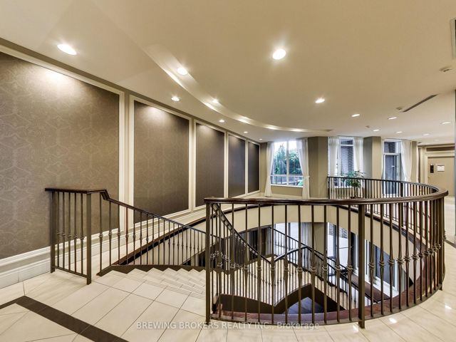 114 - 25 Earlington Ave