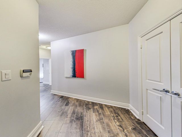 114 - 25 Earlington Ave