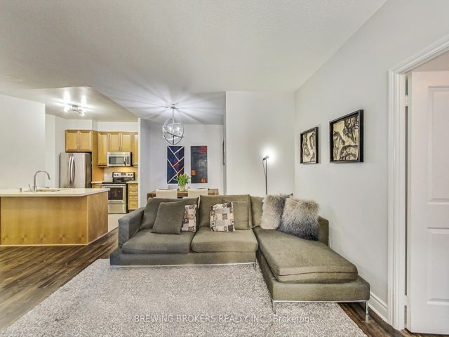 114 - 25 Earlington Ave