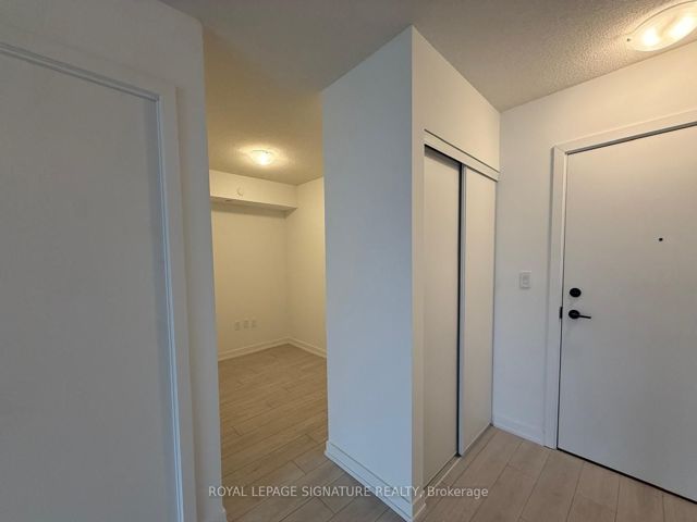 812 - 556 Marlee Ave
