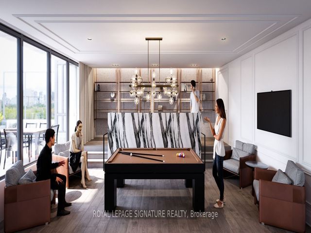 812 - 556 Marlee Ave