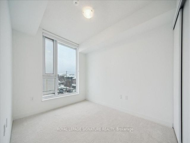 812 - 556 Marlee Ave