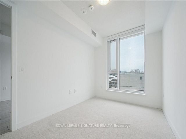 812 - 556 Marlee Ave