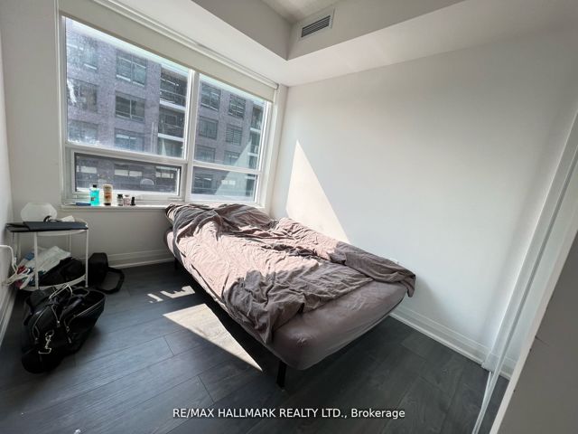 545 - 26 Gibbs Rd