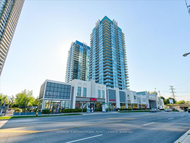 915 - 90 Park Lawn Rd