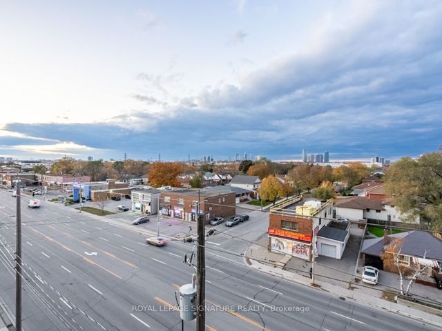 503 - 1195 The Queensway