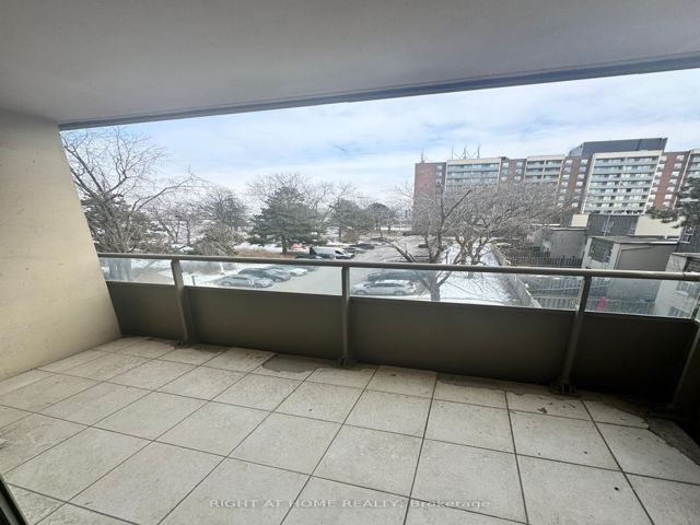408 - 9 Four Winds Dr