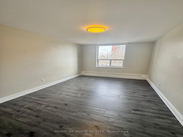 408 - 9 Four Winds Dr