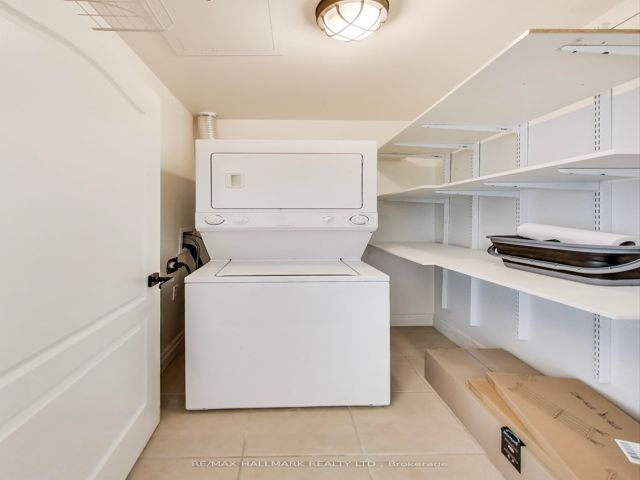 809 - 2119 Lake Shore Blvd W