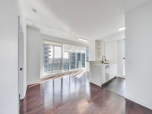 809 - 2119 Lake Shore Blvd W