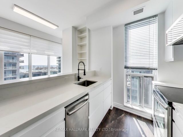 809 - 2119 Lake Shore Blvd W