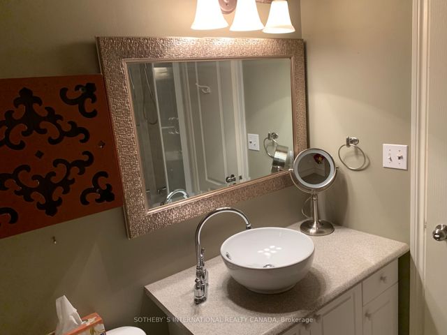 207 - 3609 Lake Shore Blvd W