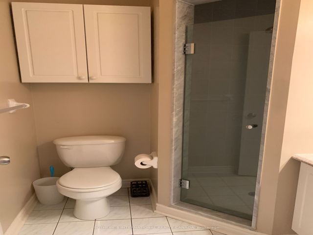 207 - 3609 Lake Shore Blvd W