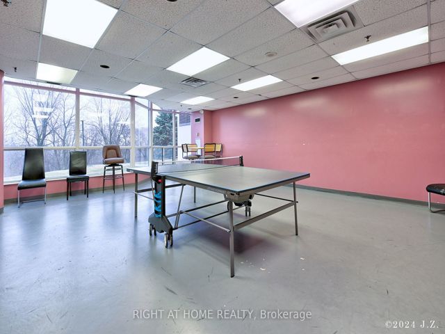 409 - 3 Rowntree Rd
