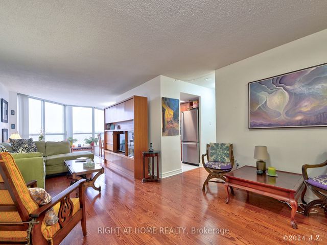 409 - 3 Rowntree Rd