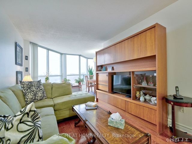 409 - 3 Rowntree Rd