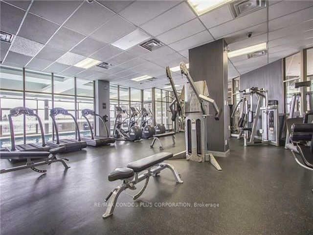 906 - 2261 Lake Shore Blvd W