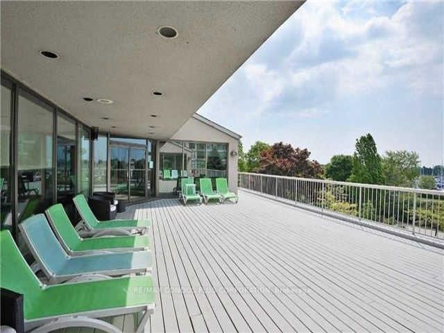 906 - 2261 Lake Shore Blvd W