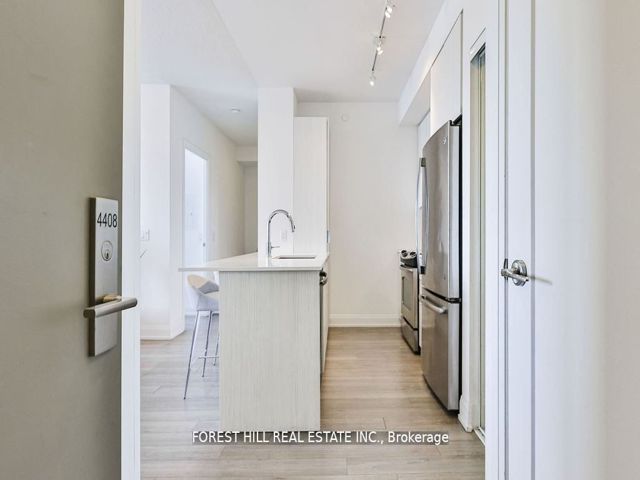 4408 - 56 Annie Craig Dr