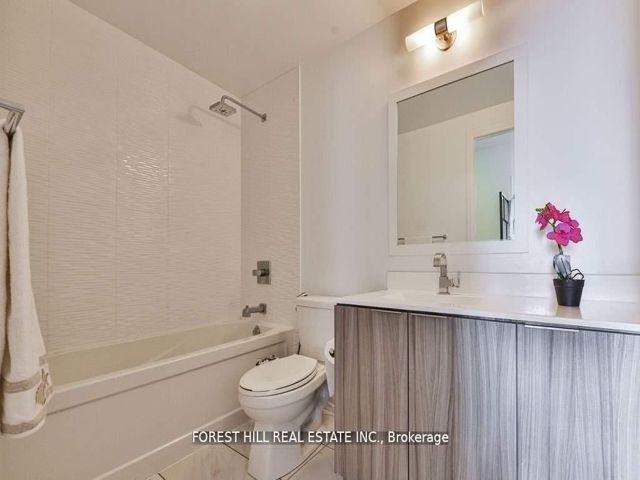 4408 - 56 Annie Craig Dr