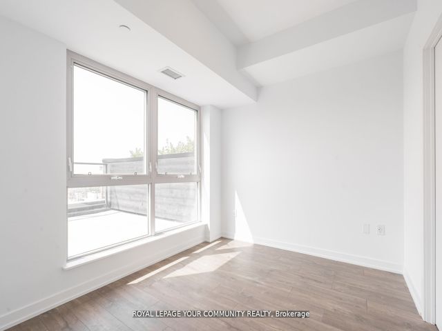 803 - 2433 Dufferin St