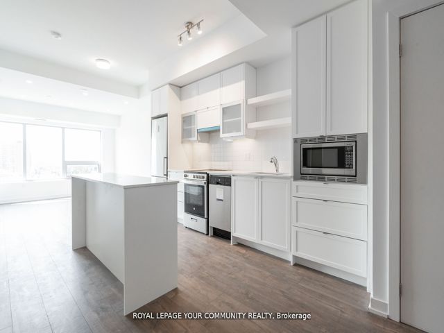 803 - 2433 Dufferin St