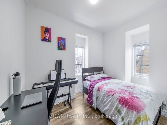 304 - 72 Sidney Belsey Cres