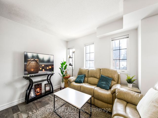 304 - 72 Sidney Belsey Cres