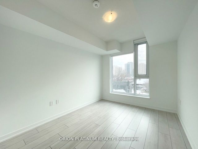 408 - 556 Marlee Ave