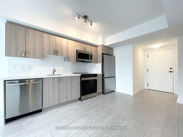 408 - 556 Marlee Ave