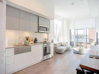 212 - 270 Dufferin St