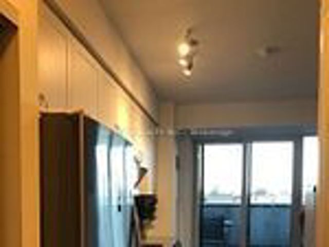 405 - 2800 Keele St
