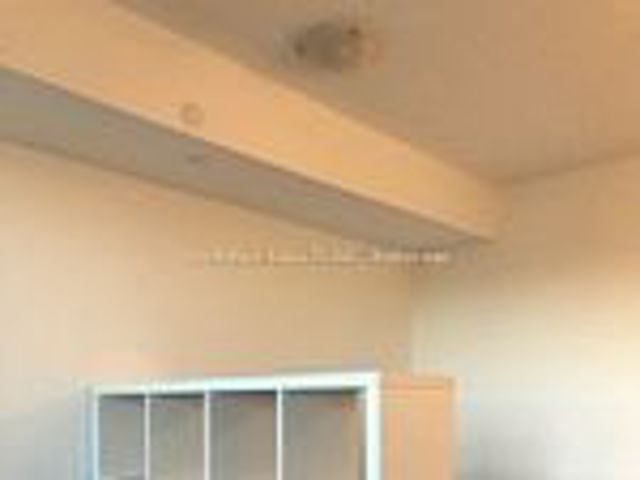 405 - 2800 Keele St