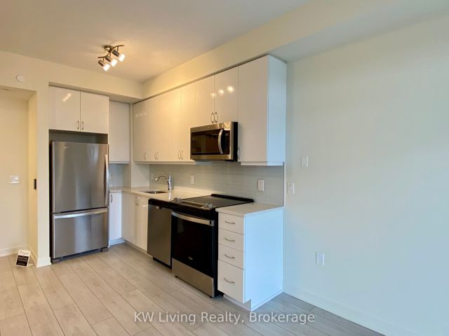 1710 - 38 Annie Craig Dr
