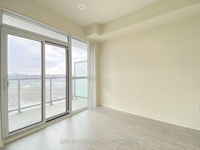 1710 - 38 Annie Craig Dr