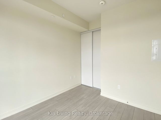 1710 - 38 Annie Craig Dr