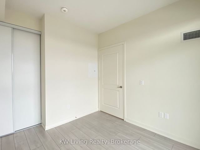 1710 - 38 Annie Craig Dr