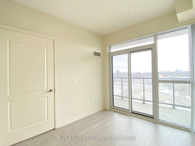 1710 - 38 Annie Craig Dr
