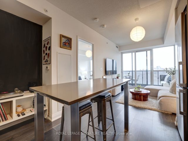927 - 26 Gibbs Rd