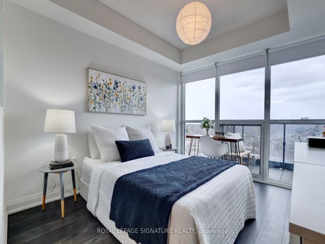 927 - 26 Gibbs Rd