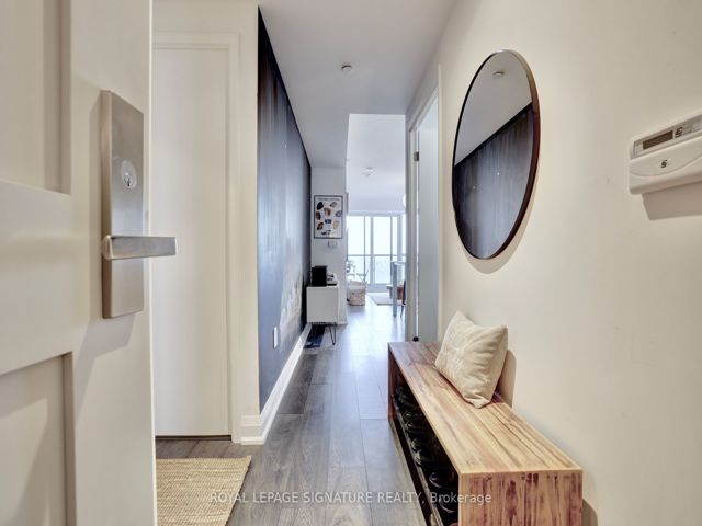 927 - 26 Gibbs Rd