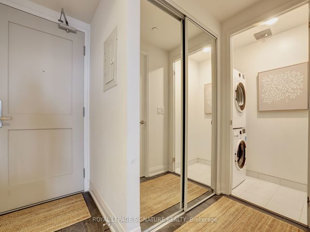 927 - 26 Gibbs Rd