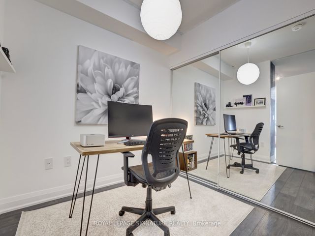 927 - 26 Gibbs Rd
