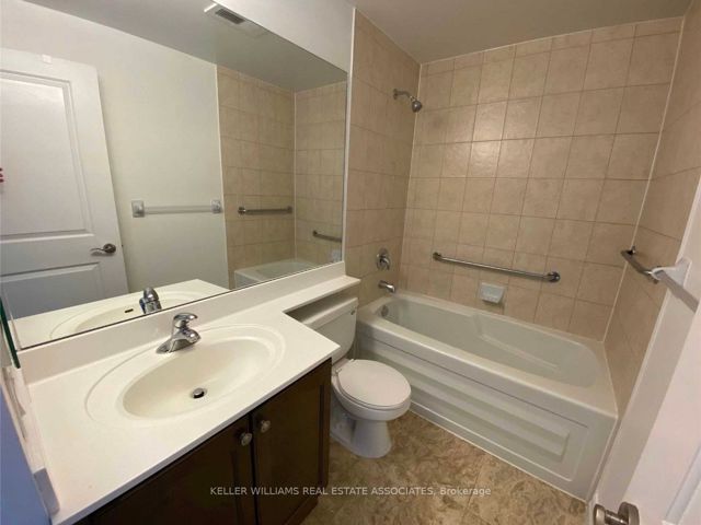 225 - 58 Marine Parade Dr